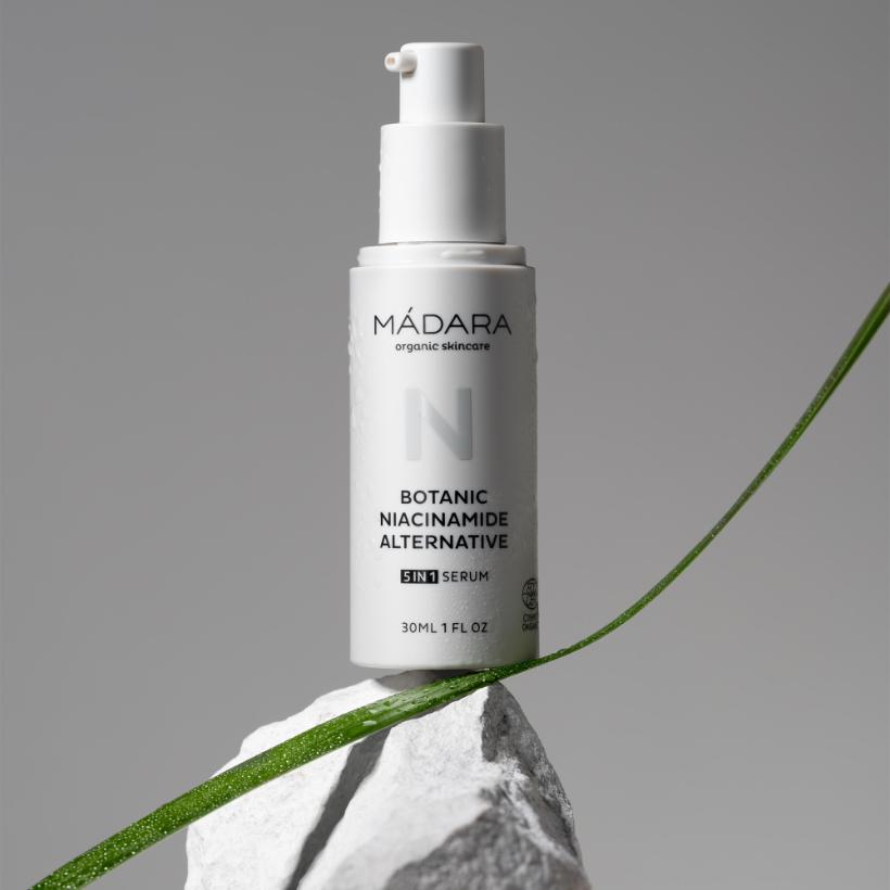 Botanic Niacinamide Alternative 5 in 1 Serum, 30ml