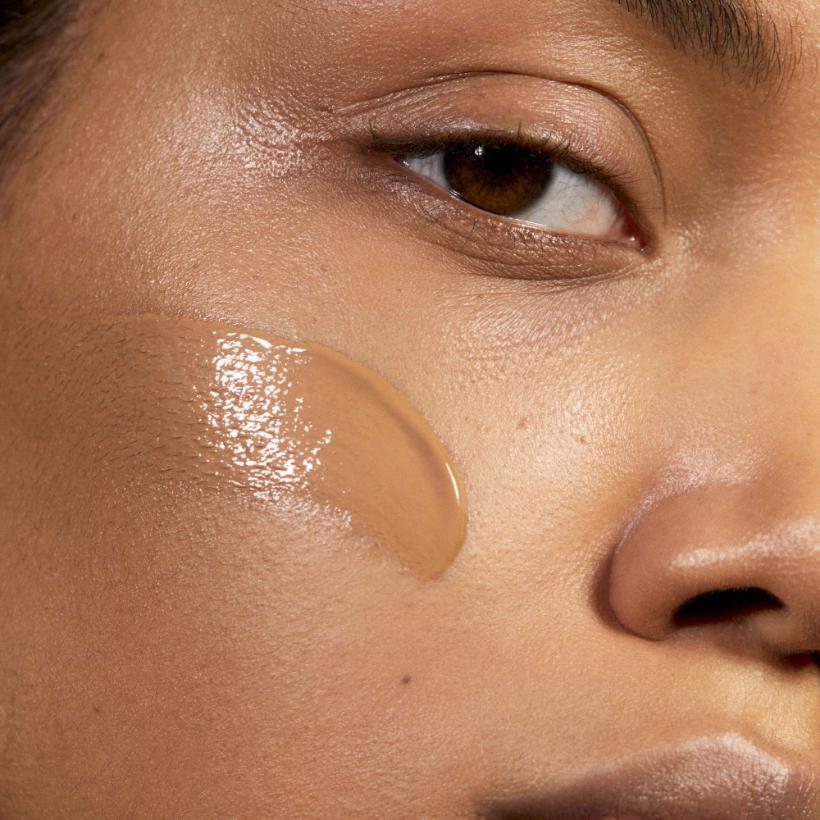 SKINONYM Halbmattierende Foundation, 30ml