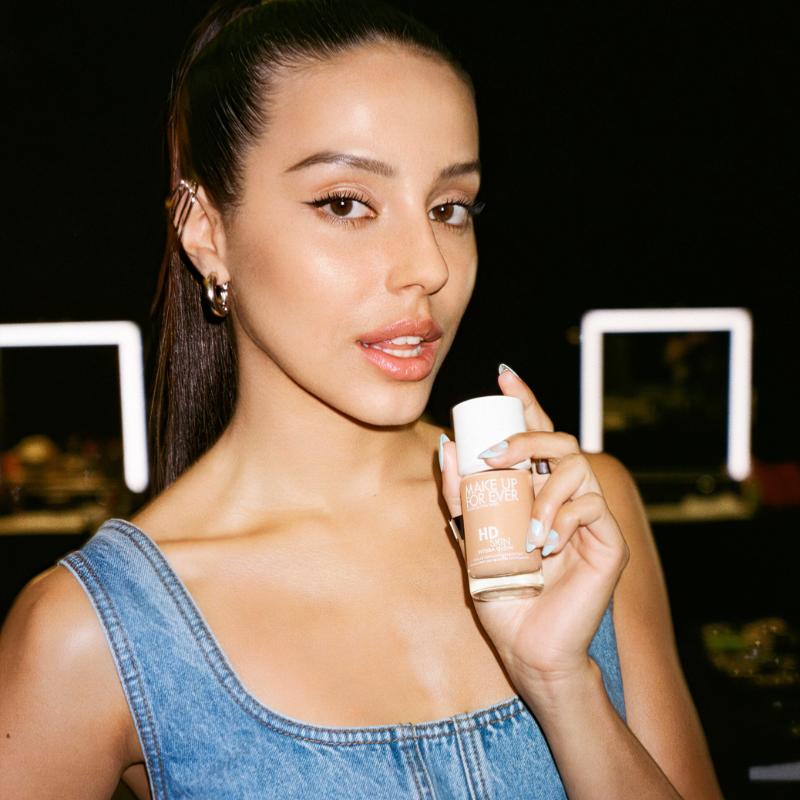 HD Skin Hydra Glow Foundation