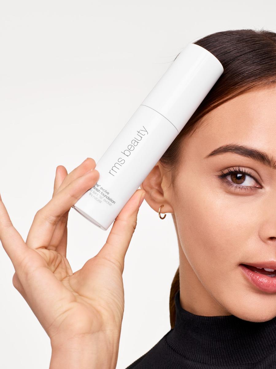 ReEvolve Natural Finish Liquid Foundation