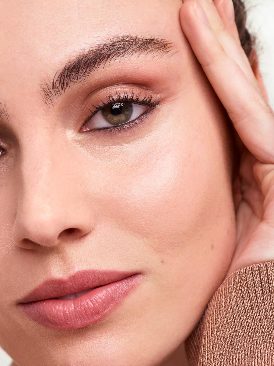 ReEvolve Natural Finish Liquid Foundation