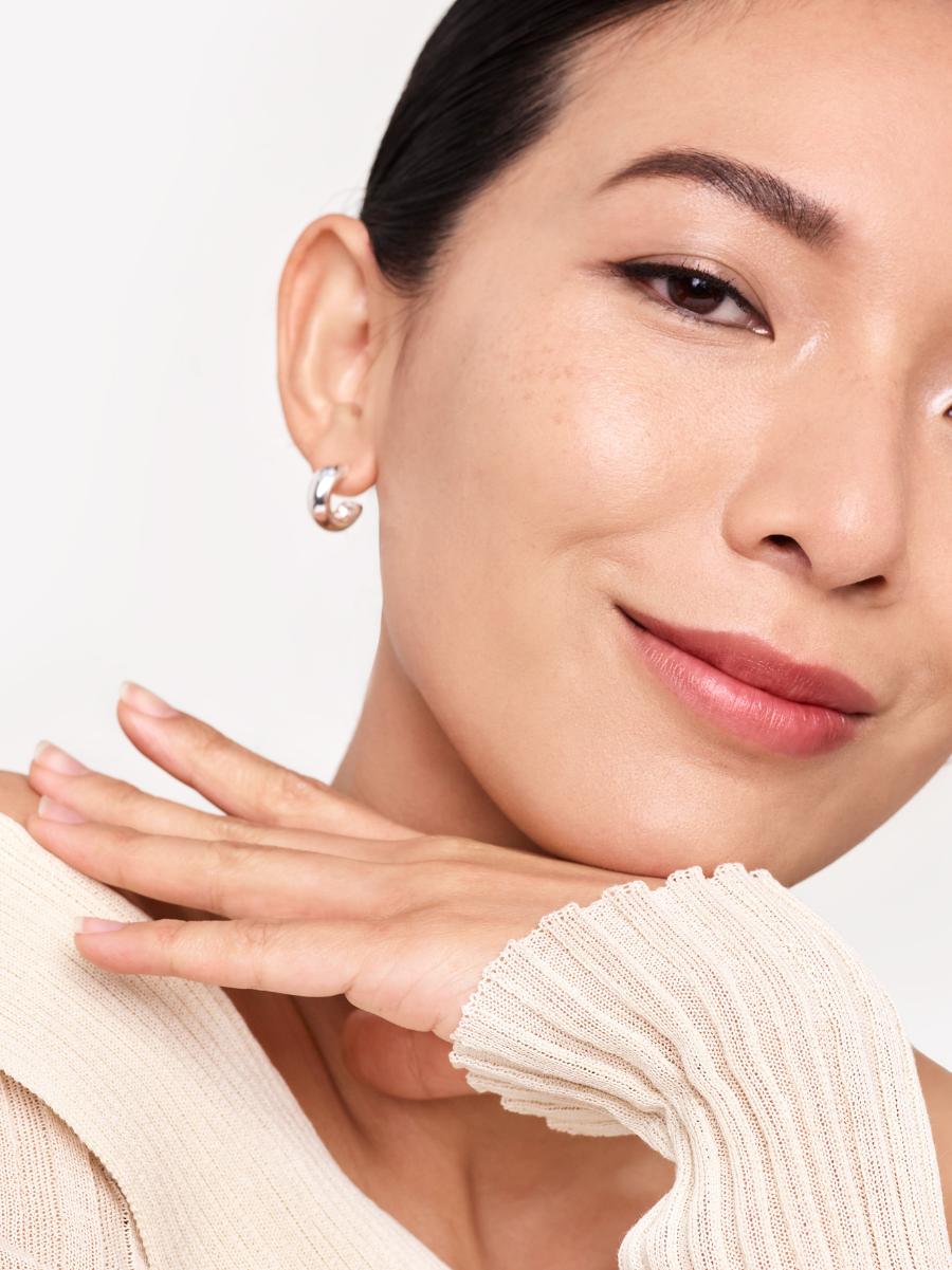 ReEvolve Natural Finish Liquid Foundation