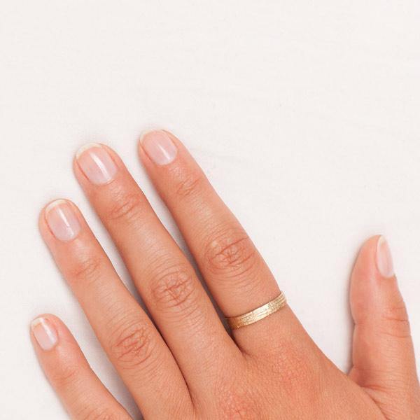 LE ROUGE À ONGLES - Base Coat - IRRESS BEAUTY | irress.com