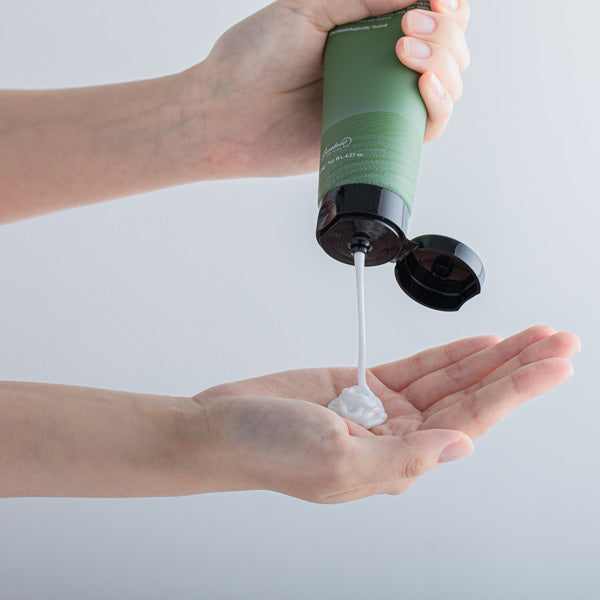 BENTON - Deep Green Tea Cleansing Foam (Reinigungsschaum) - IRRESS BEAUTY | irress.com