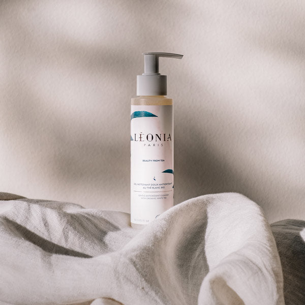 LÉONIA PARIS - Gel Nettoyant Doux Antioxydant au Thé Blanc - IRRESS BEAUTY | irress.com