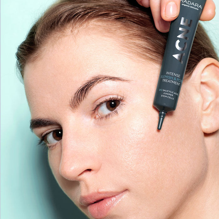 ACNE Intense Blemish & Pore Behandlung