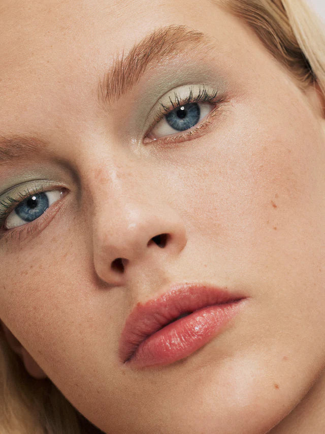 Eye Stylus Shadow Stick