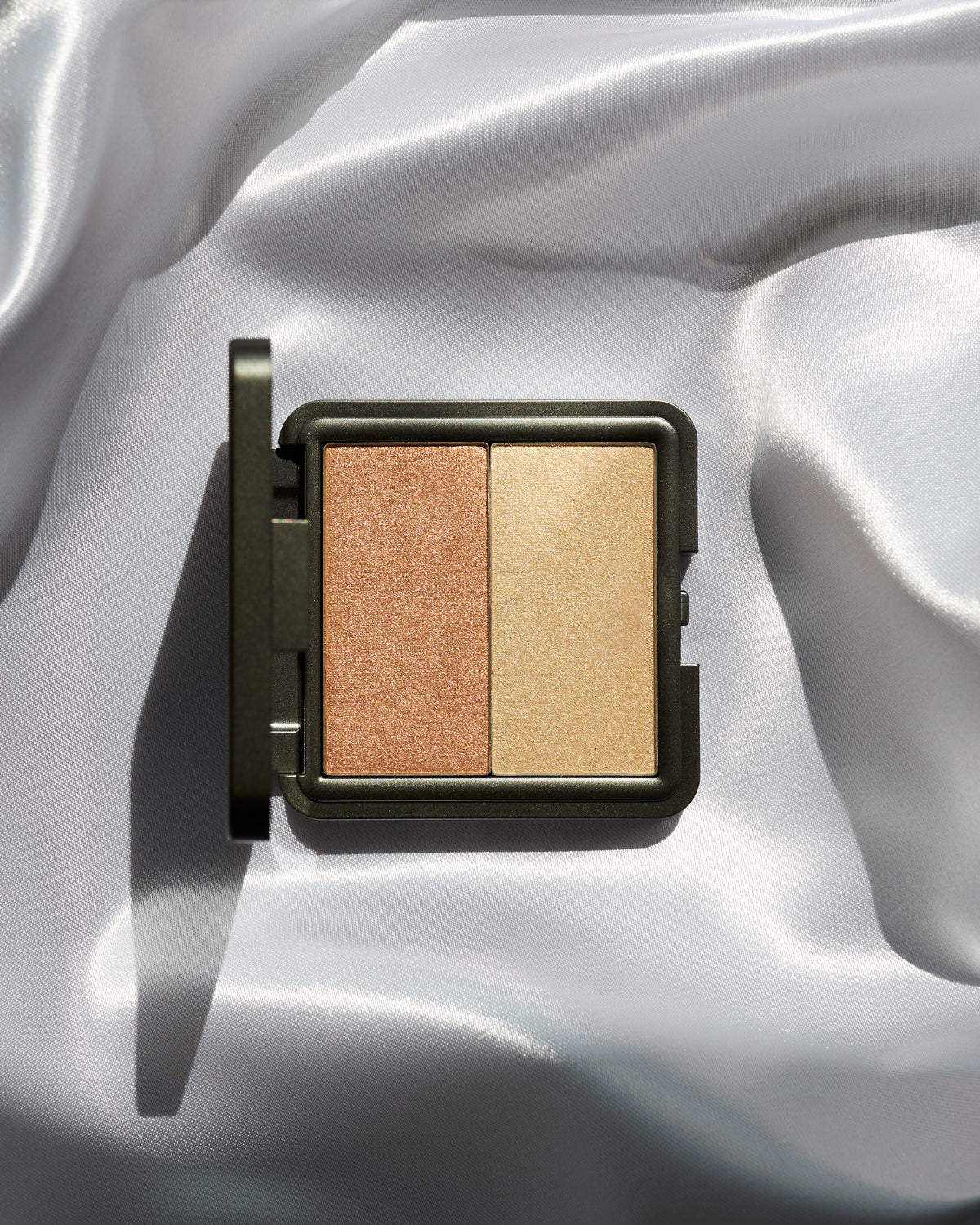 Smart Beauty Compact