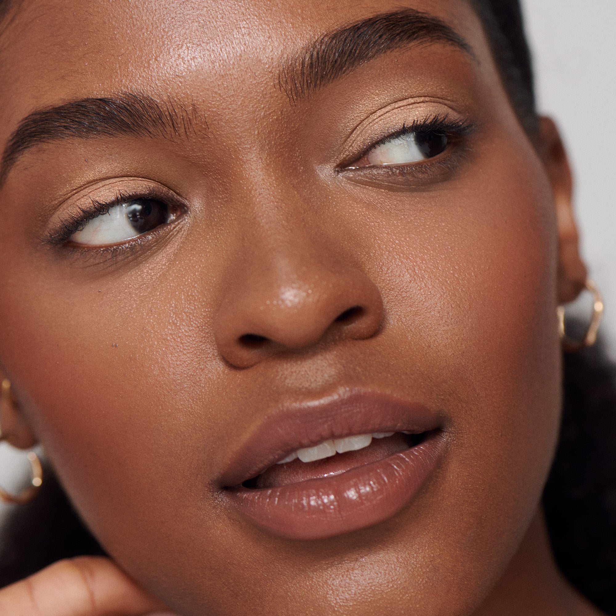 Liquid Powder Eye Tint