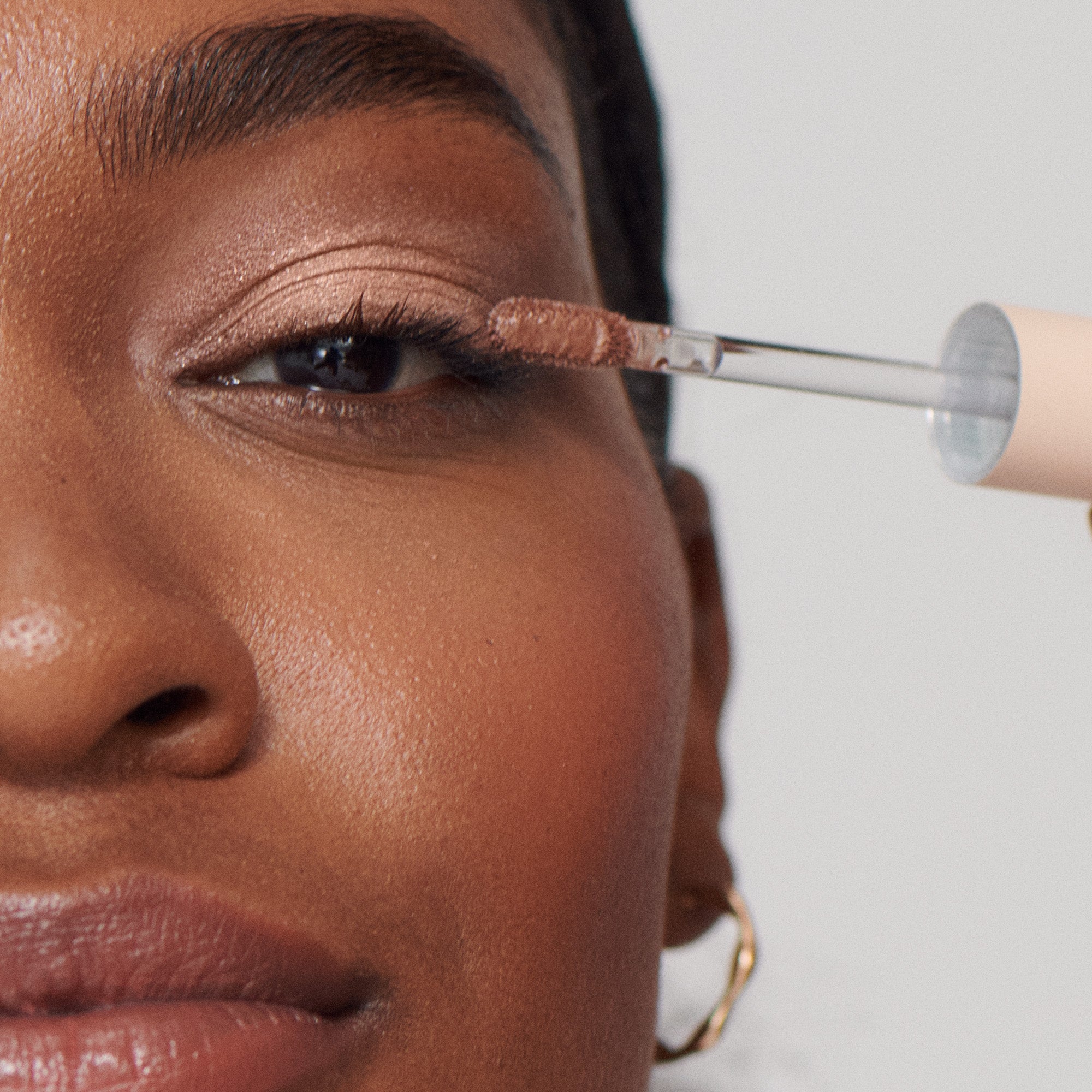 Liquid Powder Eye Tint